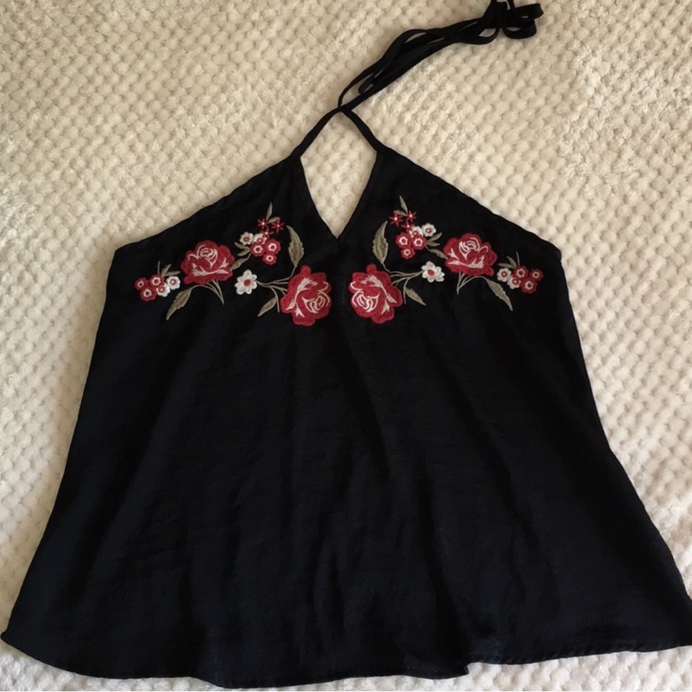 Hollister | choker halter neckline adjustable strap, floral embroidered tank top - Picture 10 of 12